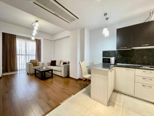 Prime apartment in Byuzand 17