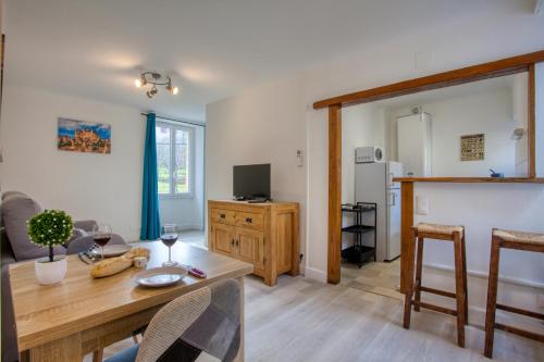 2 pièces, charmant, central, climatisé,\