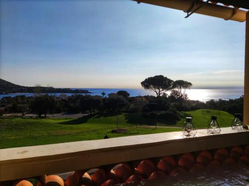 Peisaj natural din apropierea acestui apartament