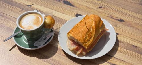 Jídlo v penzionu nebo okolí