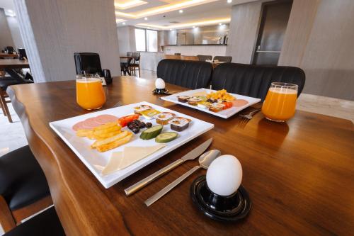 イスタンブールにあるMeyzi Hotelの食器