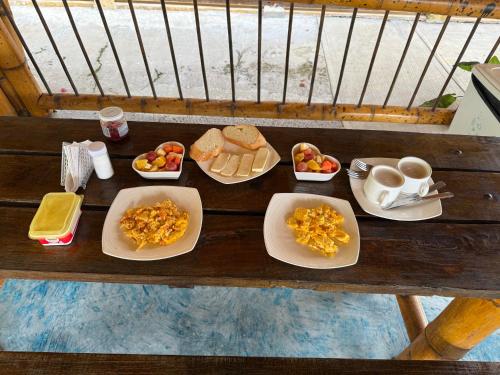 Φαγητό σε αυτό το ξενοδοχείο ή κάπου εκεί κοντά