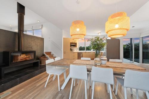 Gambar di galeri bagi Nalu Retreat Luxe Beach Escape Steps From Ocean di Saint Andrews Beach