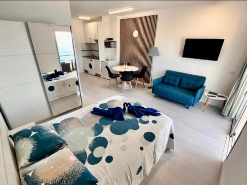 Top Sea View
