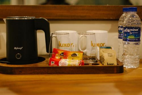 Luxor Kirindi Ella Resort & Spaにあるコーヒーまたはお茶