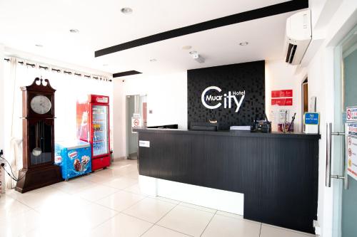Certifikát, hodnocení, plakát nebo jiný dokument vystavený v ubytování Muar City Hotel