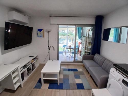 Le Lagos 3 min mer clim Jardin parking