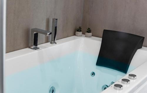 Φωτογραφία από το άλμπουμ του Beautiful Home In Løkken With Wifi σε Løkken