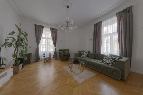 Beautiful condo at the Old Town