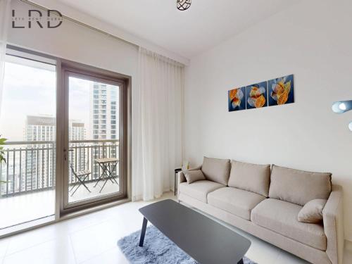 Chic 1BR in Dubai Creek Harbour