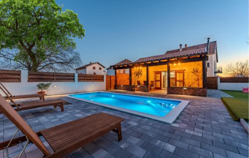 Stunning Home In Skabrnja