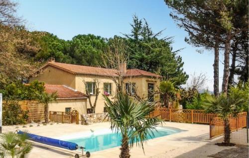 Cozy Home In Bagnols Sur Ceze