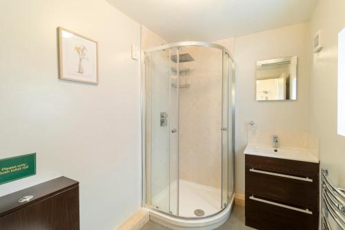 Gallery image of OYO Elm Farm Country House, Norwich Airport in Norwich
