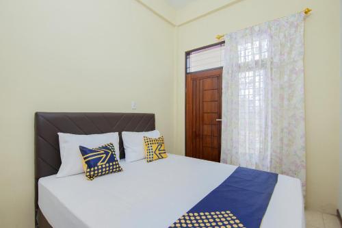 Gallery image of SPOT ON 2076 Hotel Stadion in Berastagi