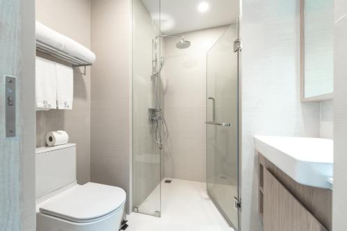 Ένα μπάνιο στο Laguna Skypark Residences