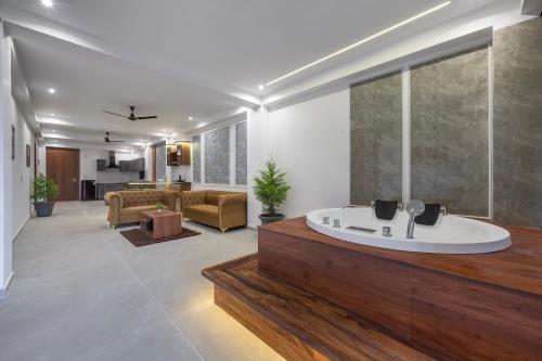 Zona de estar de Echron 2BHK Apartment with Jacuzzi