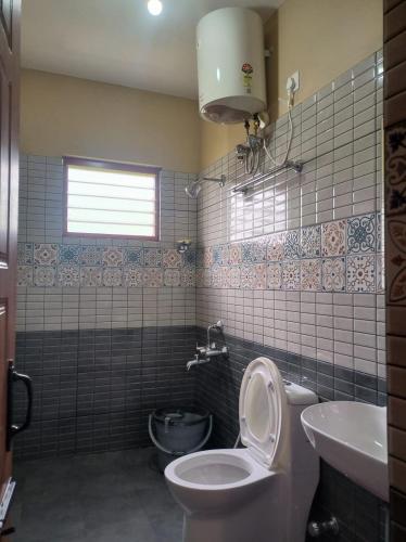 Un baño de Sharavathi Retreat
