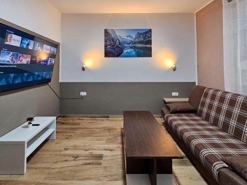 Lucija Retreat - Apartments with Pool, Bibinje