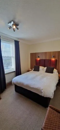 The Royal Hotel photo 12