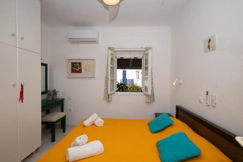 GAIA sea view HOUSE with private pool and beach