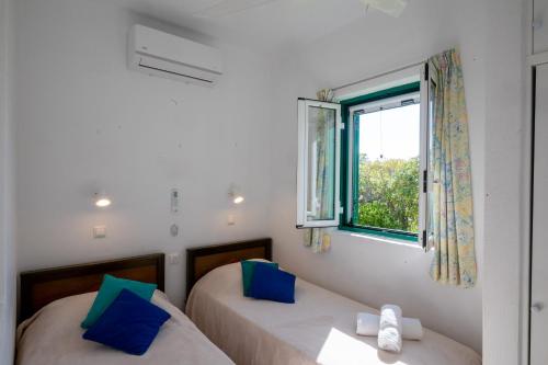 GAIA sea view HOUSE with private pool and beach