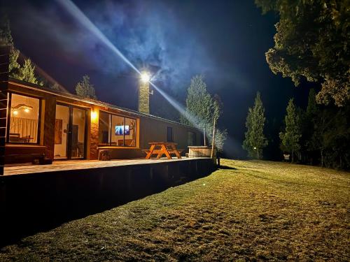 トレベリンにあるCasa de Campo con tina de agua calienteのギャラリーの写真