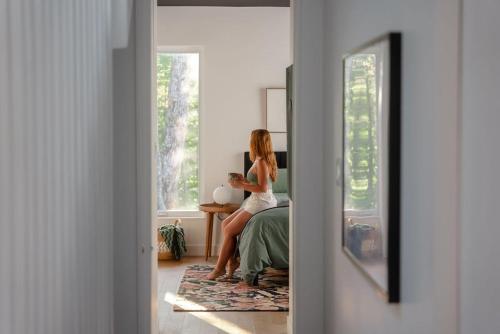 Гости Bläk Kabin - Ski Tremblant, Sauna, Hot Tub and Yoga