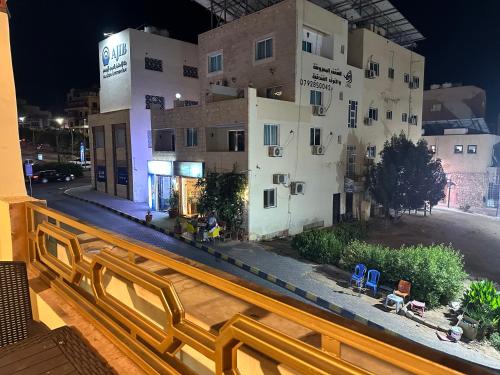 Tòa nhà nơi căn hộ tọa lạc