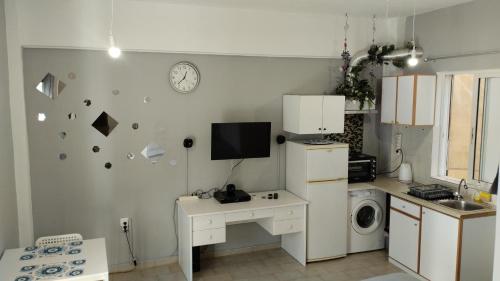 central cozy and lovely house