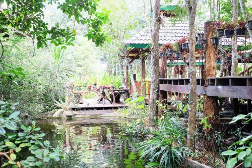 Φωτογραφία από το άλμπουμ του OYO 604 Ruen Mai Horm Resort σε Trang