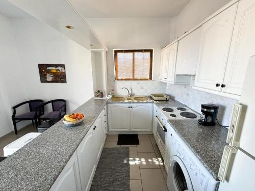 Gallery image of Akrata v apartment in Akrata