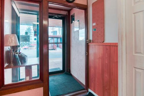 Gallery image of OYO Hotel Dalton PA I-81 in Craig