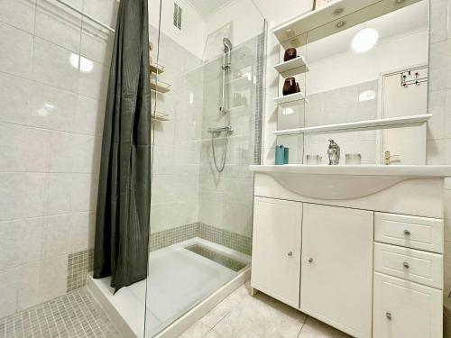 Magnifique appartement Cosy Cannes à 5mn du fameux palais du festival et ses plages