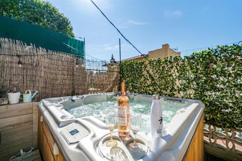 Cosy 4 pièces clim Terrasse Jacuzzi