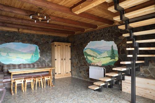 Afbeelding uit fotogalerij van Котедж Арніка in Vorochta