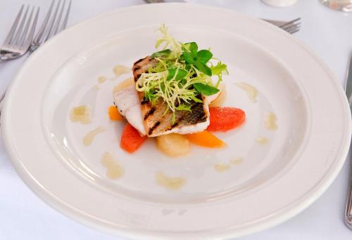 Makanan di atau berdekatan the country house