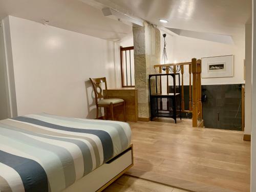 Cama o camas de una habitación en TANG Home-Bordeaux Hyper Centre