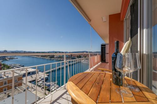 TO-DO Bridge Center SEA VIEW