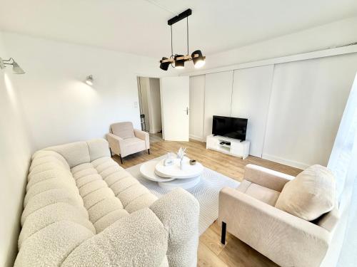 Appartement Proche de Paris, ligne 14 à pied, Parking