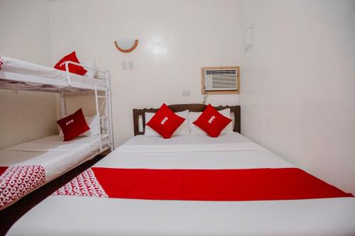 Katil atau katil-katil dalam bilik di OYO 741 Sierra Travellers Inn