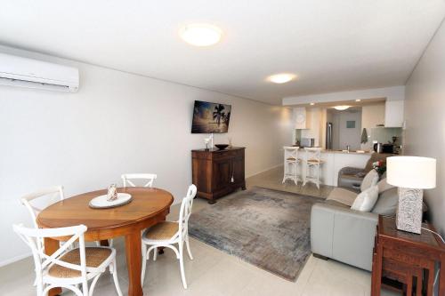 Zona de estar de Platinum Apartments Unit 12