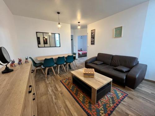 Appartement lumineux 2 ch, proche plage & commerces - FR-1-706-31