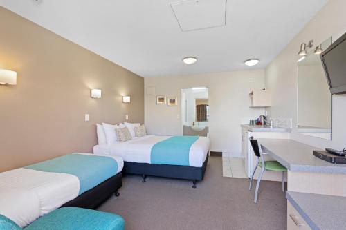 Postel nebo postele na pokoji v ubytování Bella Vista Motel Ashburton
