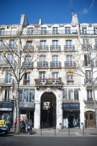 Marvellous Sunbathed 3BR at the heart of Paris