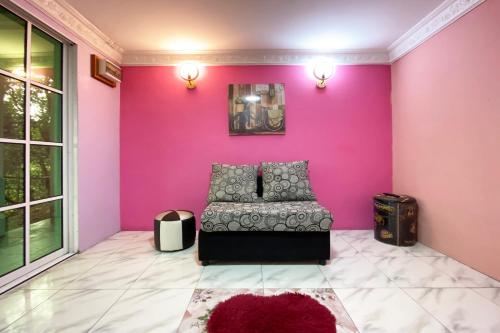Posezení v ubytování Hotel O Pogimpaan Homestay