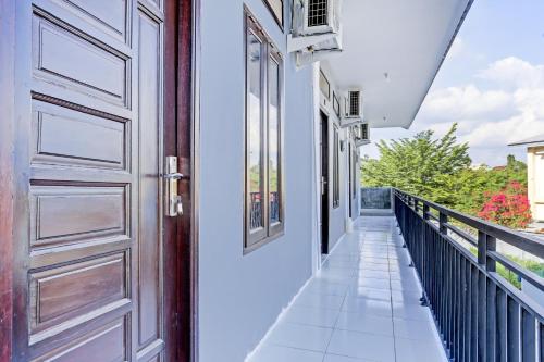 Galeriebild der Unterkunft SUPER OYO 90550 Good Sleep 3 Samarinda in Samarinda