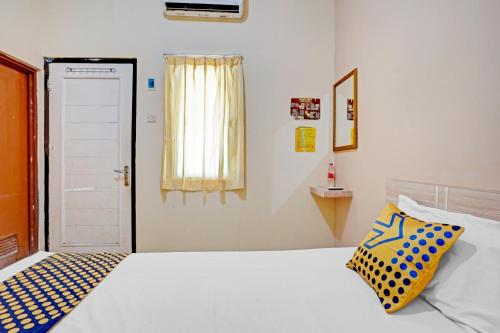 Fotografie z fotogalerie ubytování OYO 90622 Hotel Galaksi v destinaci Ponorogo