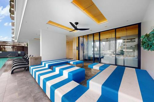 Ένα ή περισσότερα κρεβάτια σε δωμάτιο στο Eve Apartment - South Bank Central Location, Free Carpark, Privately Hosted