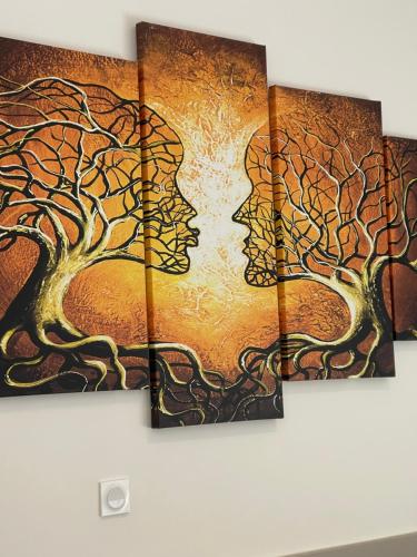 a painting of two people with a tree at nuitzen in Boyer