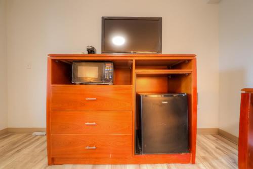 Dapur atau dapur kecil di Newport Inn By OYO - Hwy 101
